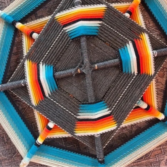 #42 Vintage Ojode Dios Eye of God Mandala Woven Wool Yarn Wall A 70s Folk Art - Picture 4 of 6